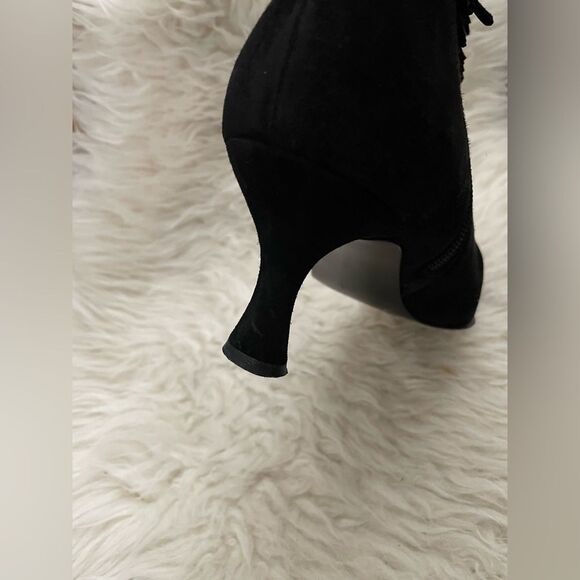 Stuart Weitzman Y2K ankle booties black suede fringe kitten heel size 10 - Picture 6 of 8